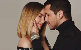 Aunque muchos pensaron que sería una relación pasajera, belinda y christian nodal han sorprendido; Belinda Y Christian Nodal Asi Ha Sido Su Historia De Amor