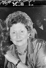 Joan Winchell's Instagram, Twitter & Facebook