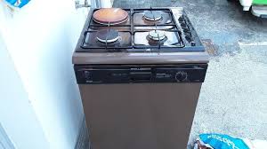 Table de cuisson (gaz ou vitro) + four. Plaque De Cuisson Gaz Bouteille Combi Lave Vaisselle Brandt Occasion Troc Annecy
