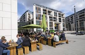 Das einkaufszentrum bietet auf 420 quadratmetern von montags bis samstags zahlreiche möglichkeiten zum shoppen und bummeln. Einkaufscenter In Stuttgart Managerin Kontert Kritik Am Milaneo Stuttgart Stuttgarter Zeitung