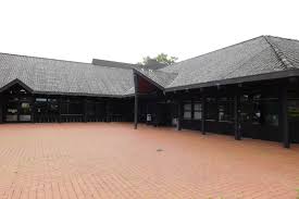 Bonhoeffers arbeit war geprägt von kontakten ins ausland, besonders nach england. Bestattungshaus Hebenstreit Kentrup Dietrich Bonhoeffer Haus Sankt Augustin