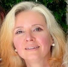 Hiking shoes or water shoes for confluence crossing?