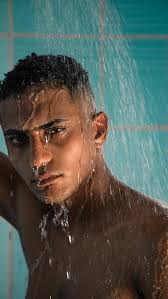 Ücretsiz #kapalı, adam, banyo, bukleli saç, cilt, çıplak, dikey atış, duş,  duş başlığı, eril, erkek, ferahlatıcı, gevşeme, gömleksiz, günlük rutin,  hidrasyon, hijyen, ıslak, kapatmak, kiremitli, kiremitli duvar, kişi,  kişisel bakım, kıl, mavi,