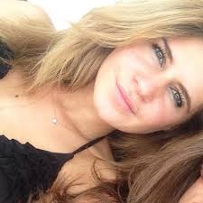 Maria Dell'Agnello (@MariDellAgnello)