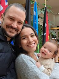 Fancy a night in an Irish castle? After spending a few evenings in hostels  and cheap hotels, a luxurious night in the beautiful @loughrynncastle was  meant to be a well-earned reward. By