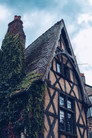 La Nievre Un Week End Au Vert Proche De Paris Colombage Bourgogne Region Bourgogne