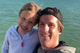 Aaron Knoll's Instagram, Twitter & Facebook