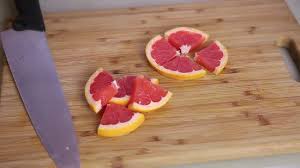 For more info, please visit my blog: Eine Grapefruit Schneiden Wikihow
