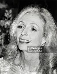 Carrie Nye's Instagram, Twitter & Facebook