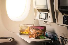 Recline and relax in one of the widest seats in the industry, designed to bring you the ultimate in space and comfort. Qatar Airways Fuhrt Neue Amenity Kits Fur Economy Passagiere Ein Airportzentrale De