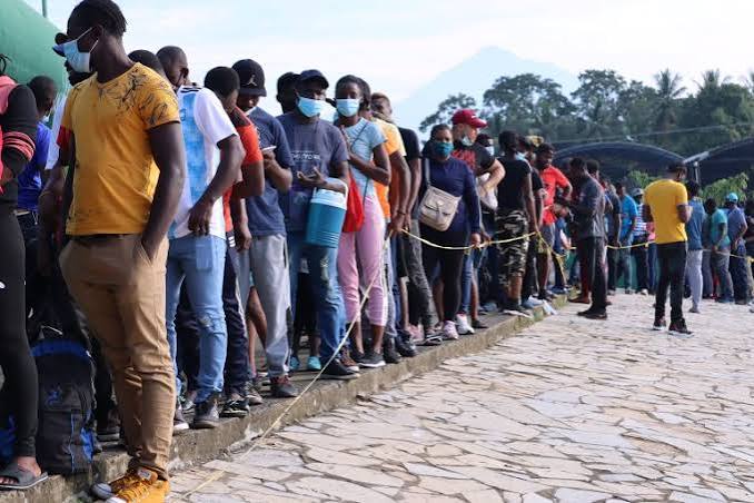 US-Mexico border crossing arrests reach record highs: Reports | US-Mexico Border News | Al Jazeera