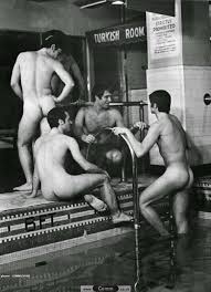 bromance vintage lads swimming nude – The HaPenis Project