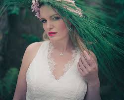 Anne wolf brautkleider und abendkleider. Anne Wolf Brautkleider Exklusive Hochzeitskleider Aus Berlin