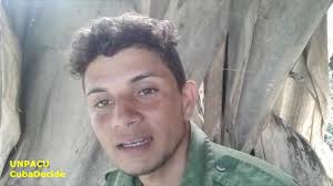 Joven cubano denuncia que el Estado le paga "cuando le da la gana" sus  producciones de coco y cacao