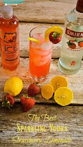 Low Carb Strawberry Lemonade And Vodka Is A Quick Two Ingredient Vodka Cocktail That Low Calorie Cocktails Recipes Drinks Alcohol Recipes Low Calorie Cocktails
