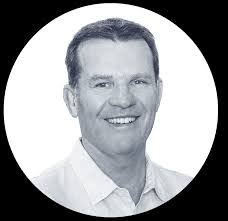 Elisa Stafford's Instagram, Twitter & Facebook