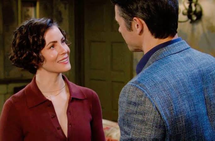 Why Are Fans Convinced That DOOL Sarah Kiriakis Is Leaving? - Soap Opera Spy