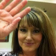 Dawna Bell's Instagram, Twitter & Facebook