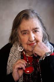 L'anima non sente dolore L'unico dolore che può stare alla pari con l'anima  è il suo esilio, la sua involontaria inadempienza. Chi può veramente  sentire dolore è la mente, la mente e