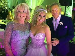 Actress sherrie hewson pictured during her wedding to british aerospace engineer ken boyd at st. Loose Women S Sherrie Hewson I Finally Forgave My Cheating Ex Husband 14 Years Later On My Daughter S Wedding Day Mirror Online