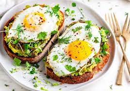 Oeuf au plat à la marocaine + œuf à l'ail (recette de mon beau père). Comment Preparer Un Åuf Au Plat A La Perfection Elle A Table