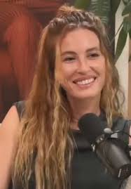 @FLETCHER talks with @madeitoutmedia about her journey as an artist, her  new album, the 10 year anniversary of her career and her personal live. You  can find the full Episode