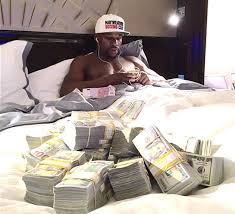 Yesterday, floyd held a radio interview with. Shantel Jackson Forced To Downsize After Being Dumped By Floyd Mayweather But Is Suing Him For 5 000 000 Engagement Ring And More Cash