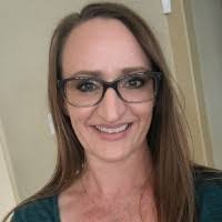 Tina Bayer's Instagram, Twitter & Facebook