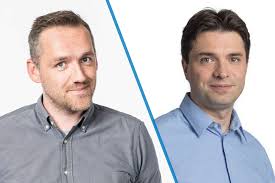 Een vuist in de lucht. Radio 1 Ar Twitter Xavier Taveirne En Michael Van Droogenbroeck Presenteren Vanaf Dit Najaar Deochtend Https T Co Kv5cc8fmro