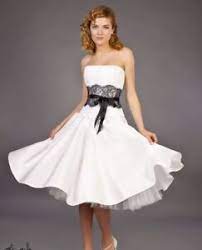 Petticoats in den 50ern, minikleidchen in den sixties, maxidresses wohnhaft bei den hippies. Kurze Armellose Brautkleider Raffen Gunstig Kaufen Ebay