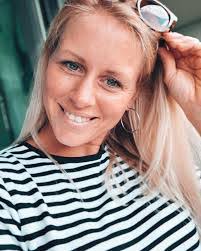 Jacqueline Sauer's Instagram, Twitter & Facebook