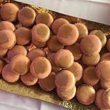 how many ww points is one macaron you ask askingforafriend only 2 points which is not too bad now if only it was easy to stop at ww points macarons pastry