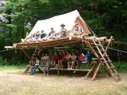 La Vie De La Meute Au Paille Construcciones Scouts Camping De Lujo Scouts