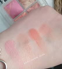 Every year, i always look forward to hourglass releasing their ambient lighting palettes. Review Ambient Lighting Edit Ghost Hourglass Holiday 2019 Paletas De Rostro Estiloprin Blog