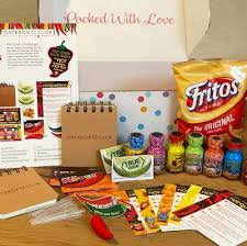 Looking for great travel gifts for couples? 45 Unique Gifts For Couples 2020 What To Buy A Couple