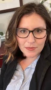 Yvonne Roe's Instagram, Twitter & Facebook