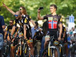 Edvald boasson hagen2, né le 17 mai 1987 à rudsbygd en norvège, est un coureur cycliste norvégien professionnel et membre de l'équipe total direct energie. Boasson Hagen Endret Treningen Lofter Vekter Hele Sesongen Vg