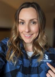 Shawna Locke's Instagram, Twitter & Facebook