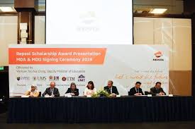 The platforms are to be constructed at peninsular malaysia 3 (pm3). Repsol Malaysia Provides World Of Opportunities For Next Generation Of Malaysian Students