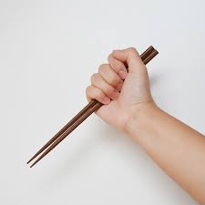 Hold first chopstick in original position move the second one up and down. Why Chopsticks Are Still The Number One Utensil In Japan Kawashima The Japanstore