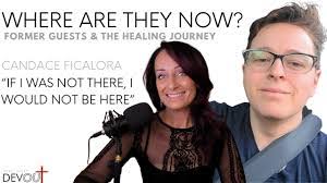 Candice Self's Instagram, Twitter & Facebook