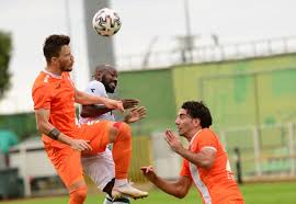 Giresunspor bu sonucun ardından ligde puanını 4'e çıkardı. Gol Duellosunda 3 Puan Giresunspor Un Trt Spor Turkiye Nin Guncel Spor Haber Kaynagi