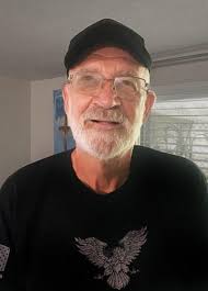 Larry Schoonover's Instagram, Twitter & Facebook