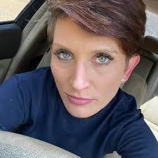 Regina Burkett's Instagram, Twitter & Facebook