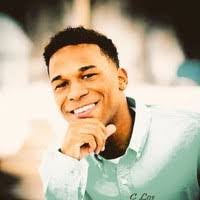 Darryon Hoskins's Instagram, Twitter & Facebook