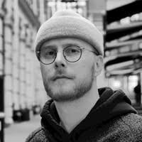 Et forslag om et system, hvor der skulle spilles 5 sæt til 11 point i stedet for 3 sæt til 21 point, er blevet stemt ned på det internationale badmintonforbunds (bwf) årsmøde lørdag. 6 Andreas Axelsen Profiles Linkedin