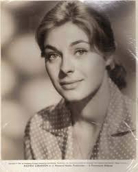 «la notizia della morte di michele merlo ci sconvolge e lascia senza parole. Michele Henriette Leone Girardon Est Une Actrice Francaise Nee Le 9 Aout 1938 A Lyon Ville Ou Elle Est Morte Le 25 Mars 1975 En 2021 Actrice Francaise Actrice Film