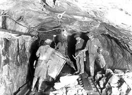 The geological story began in an era when the core of the earth bled mineral wealth into the fault zones of california. Scene In The Rand Gold Mine 3 000 Ft Underground 1913 This Download Scientific Diagram