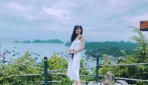 Hải phòng là thành phố cảng quan trọng, trung tâm công nghiệp, cảng biển, đồng thời cũng là trung tâm kinh tế, văn hóa, y tế, giáo dục, khoa học, thương mại và công nghệ của vùng duyên hải bắc bộ. Háº£i Phong Co Gi ChÆ¡i Ta Ä'i Vui Cung Ä'i Cung Vui