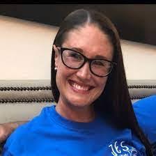 Jessica Romines's Instagram, Twitter & Facebook